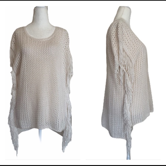 Mossimo Supply Co. Sweaters - Mossimo Short Sleeve Fringe Sweater
